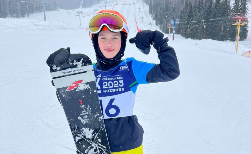 Четыре золота завоевали сноубордисты Белокурихи на всероссийских стартах.